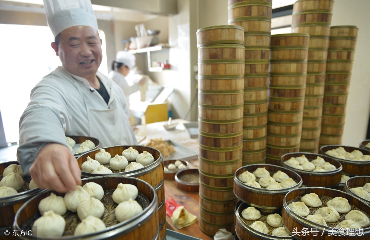 五十年面点师送给大家一个包子发面小技巧,这样蒸的包子个大饱满