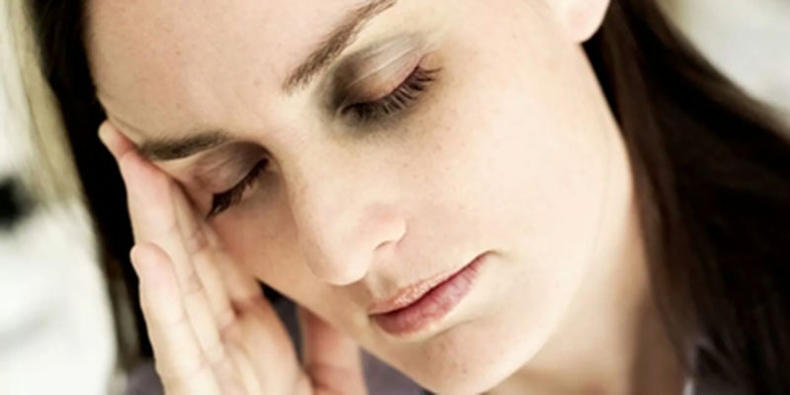 想变年轻最安全有效的方法,最简单的眼部护理