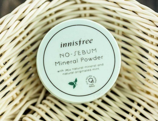 推荐比较好控油一点的散粉,扒一扒好用的国货护肤品