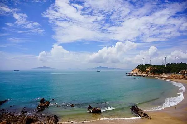 离厦门200公里的城市,离厦门十来分钟的小城