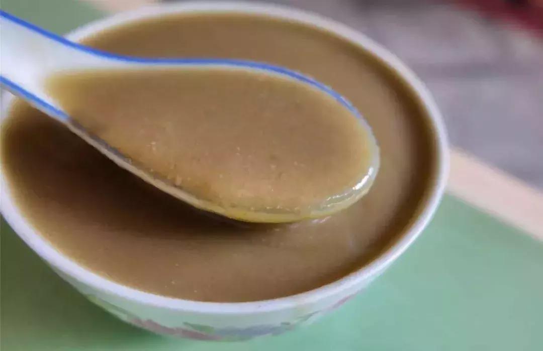 一碗螺蛳粉爱上一座城,一碗螺蛳粉只吃一半