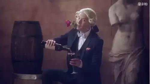 薛式黑魔法，扶我起来，我要再看100次