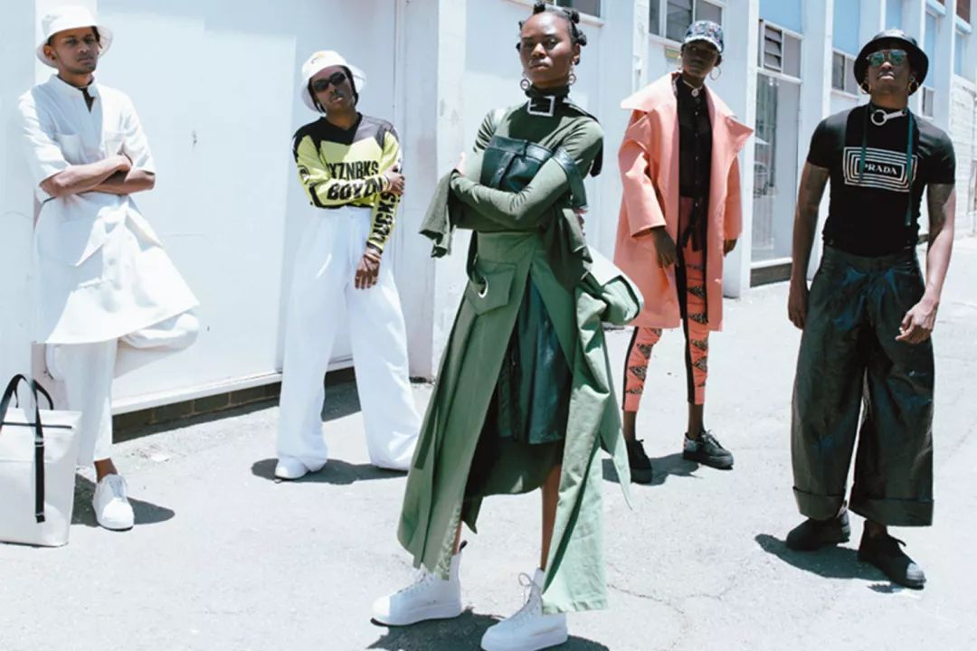 巴黎世家老爹鞋一代二代三代区别,巴黎世家第七代老爹鞋runner做旧