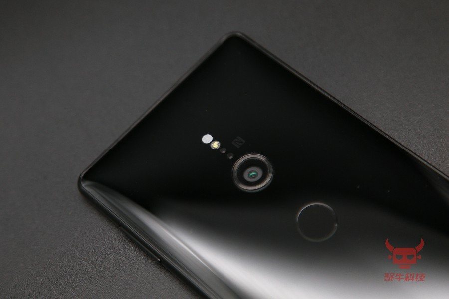 现在买索尼手机xperia1ii值得吗,能不能买索尼xperia1iii