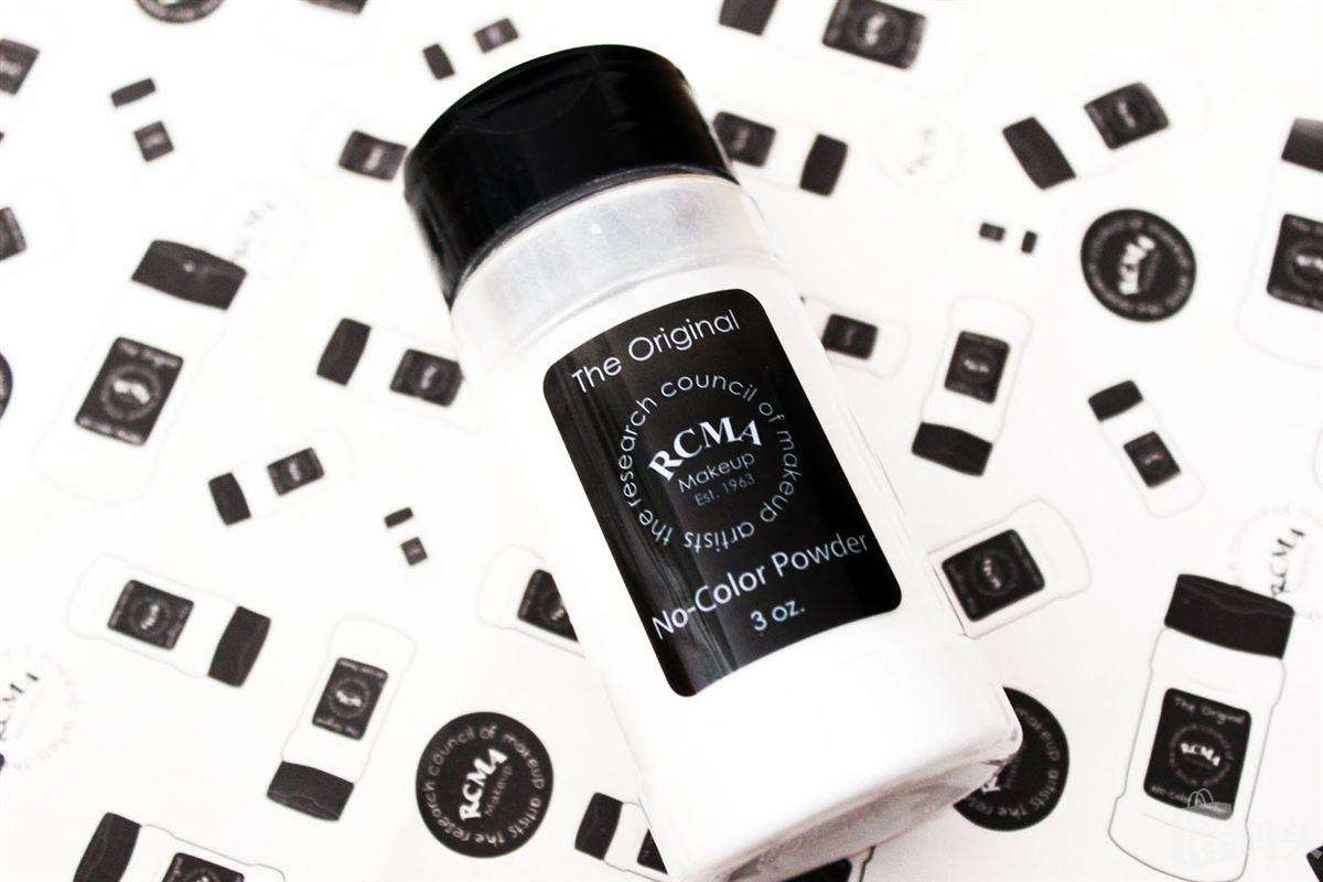 适合夏天容易出油的定妆散粉,夏天化妆真的不会卡粉吗