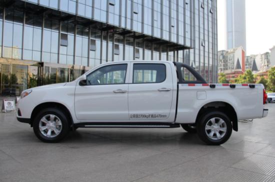 新款帅铃t6皮卡银色,江铃皮卡帅铃t6高配