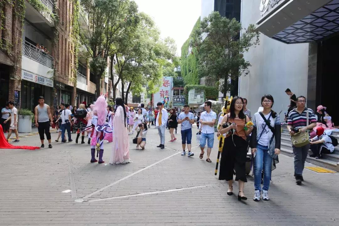 盘点五一各地漫展,五一漫展深圳会展中心