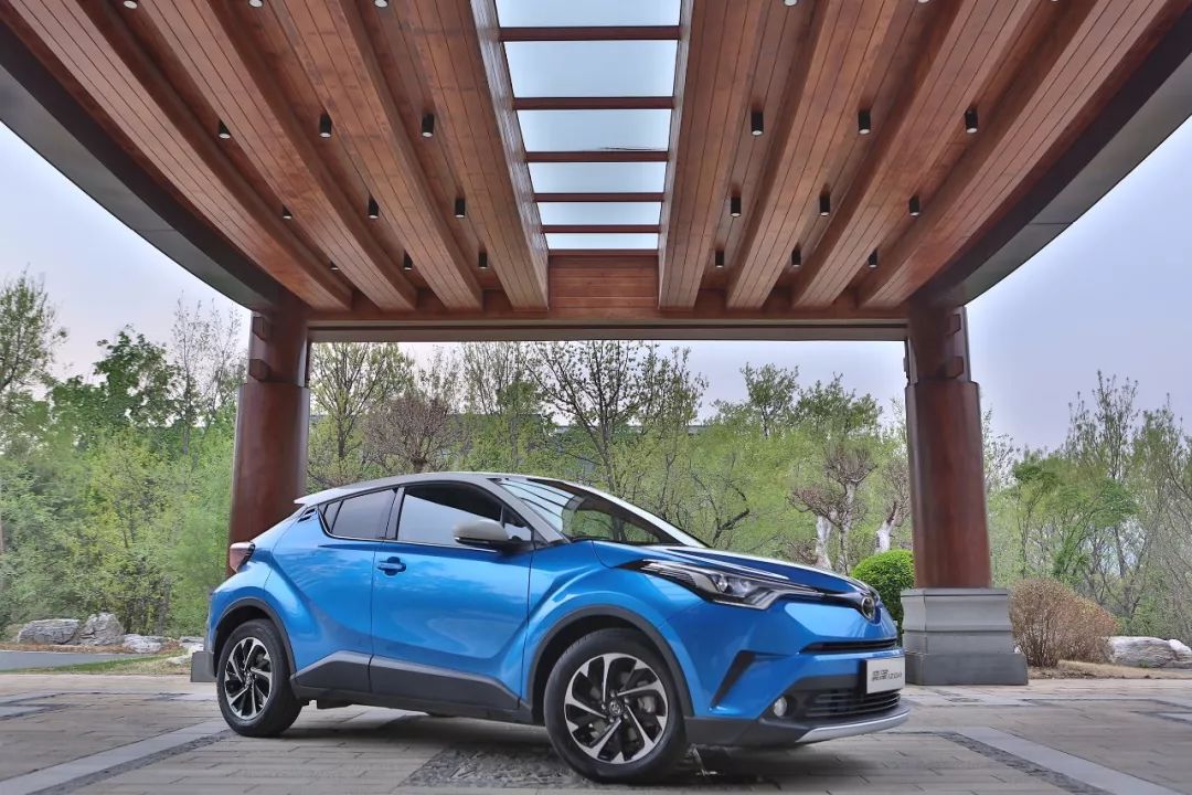 奕泽izoa这款车表现如何,一汽丰田奕泽izoa真的值得购买吗