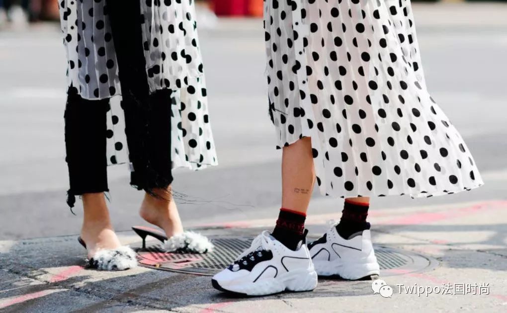 除了耐克阿迪好看的鞋子推荐,目前最流行的运动鞋品牌