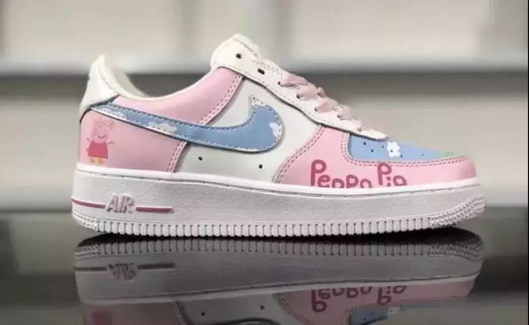 小猪佩奇朋友圈营销,小猪佩奇营销策略