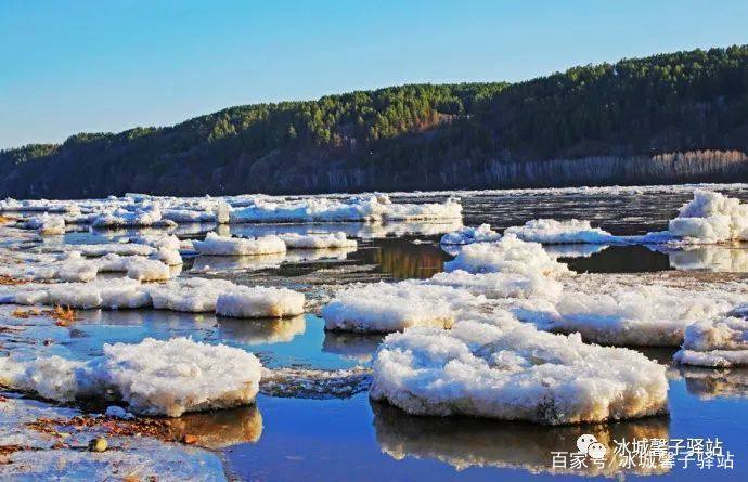 漠河北极村开江,去漠河看极光去甘孜看贡嘎雪山