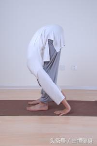 腿很粗不敢跑步，不敢力量瘦腿？不要怕，塑腿瑜伽教你轻松瘦