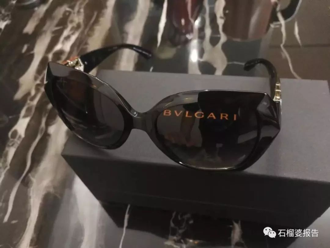 读者来稿儿童版,60来岁妈妈穿什么颜色的衣服好