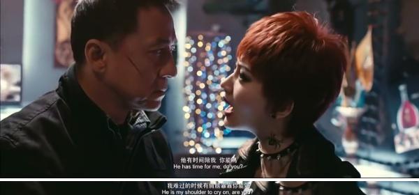 成龙电影里的女儿们,感受着浓浓的父爱,却有一个很蹊跷的共同点