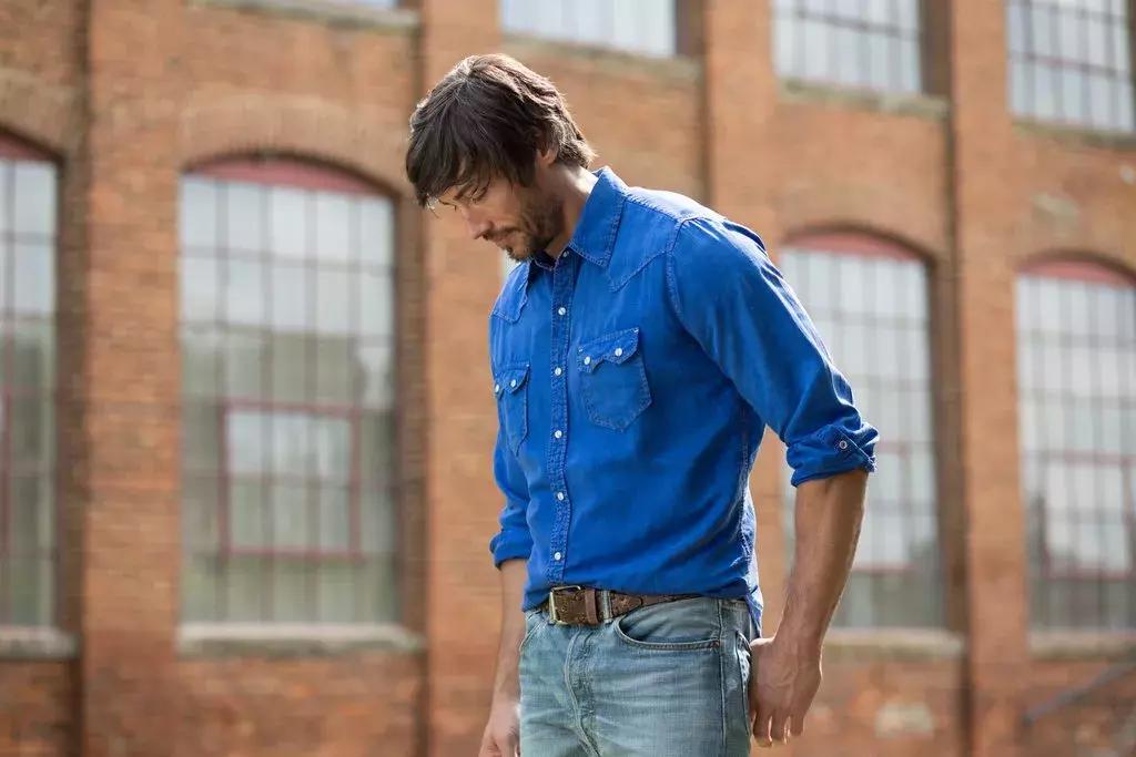 亚麻衬衫怎么穿才有品位,亚麻衬衫夏季穿最舒服