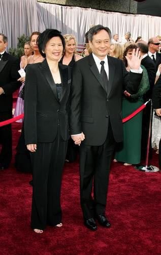 郑秀文许志安夫妇近况,郑秀文许志安事件后