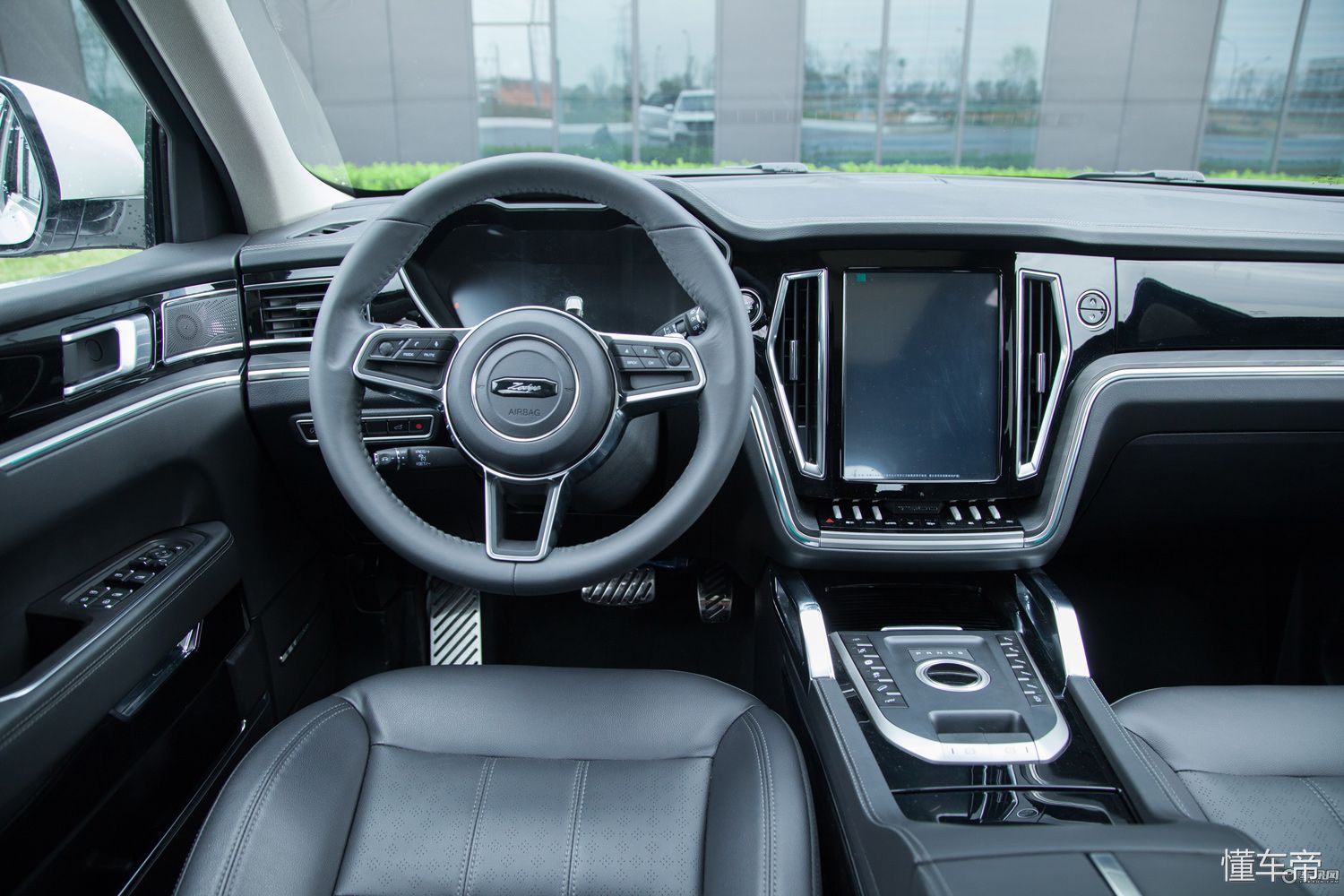 众泰t600和t700和t800哪个好,众泰车设计