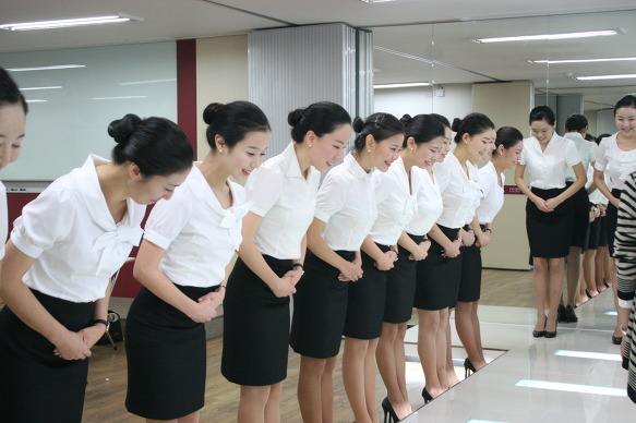 空姐面试都面试哪些,空姐面试遇到最凶考官