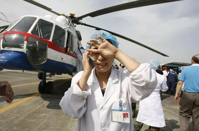 汶川感人催人泪下的事,汶川令人瞬间泪下的故事