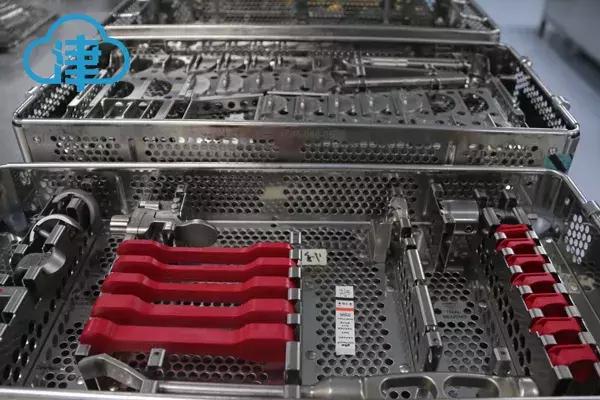 「别样“天使”」是的，你没看错！他们是“‘男’丁格尔”……