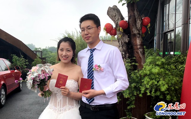 举行集体婚礼开启幸福生活,江宁区总工会集体婚礼