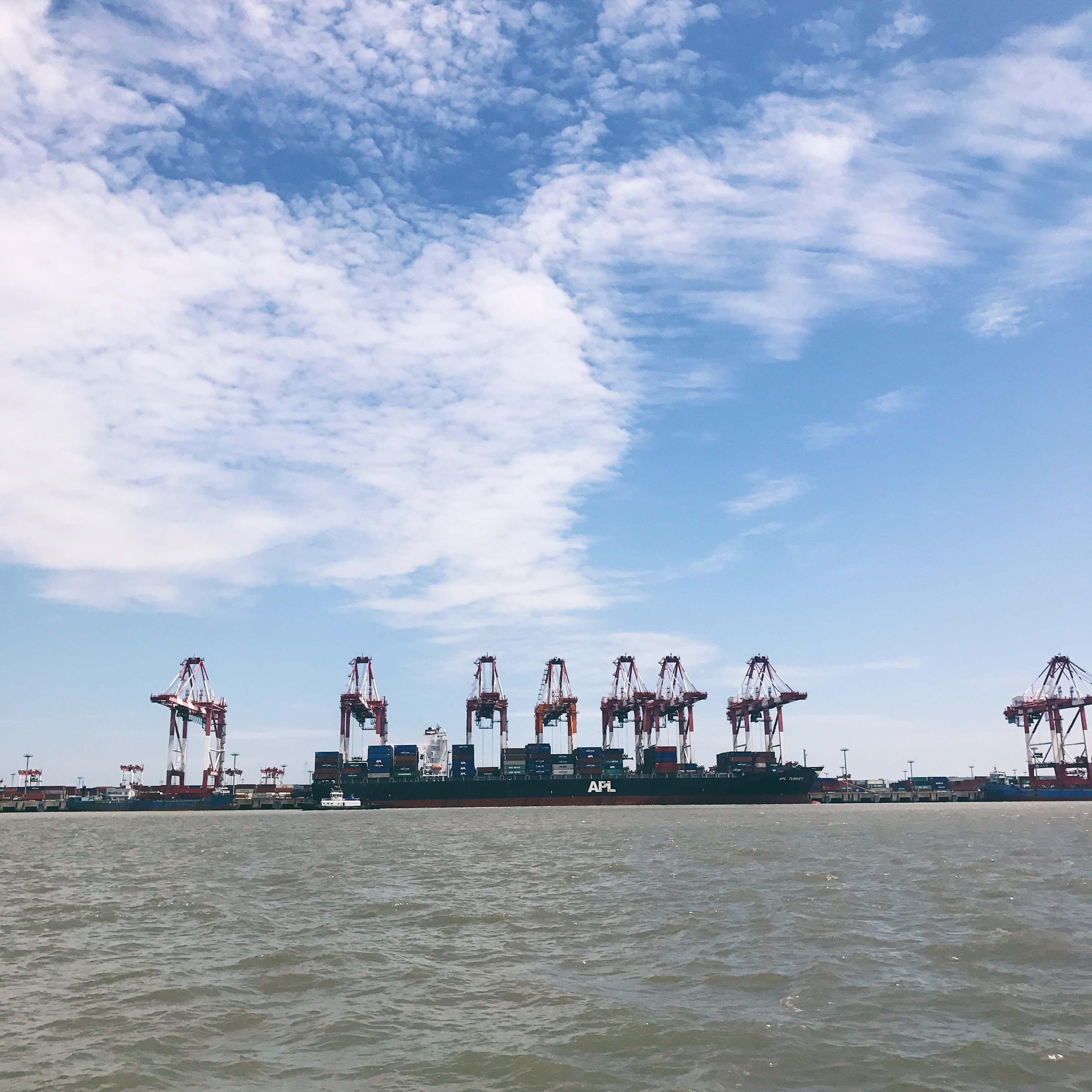 去舟山群岛各个岛只能坐船吗 (舟山坐船去海边哪里最方便)