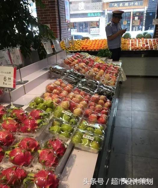 水果店水果陈列摆放销售技巧,20方长方形水果店铺陈列设计