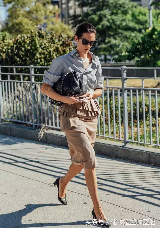 适合夏季的色彩穿搭,适合夏天的配色