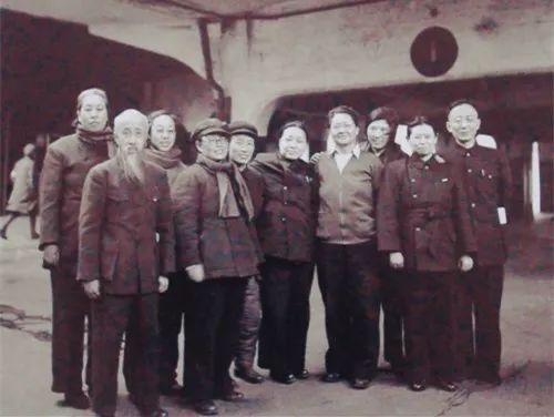 五一口号背景讲解,五一口号的历史过程