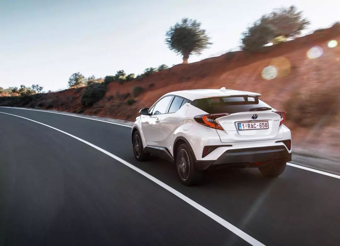 定义新风尚，最具年轻心，丰田SUV双子星“重塑时代潮流”