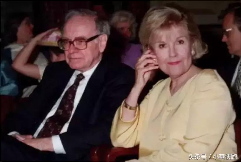 巴菲特对合伙人芒格的评价,巴菲特和芒格互怼视频