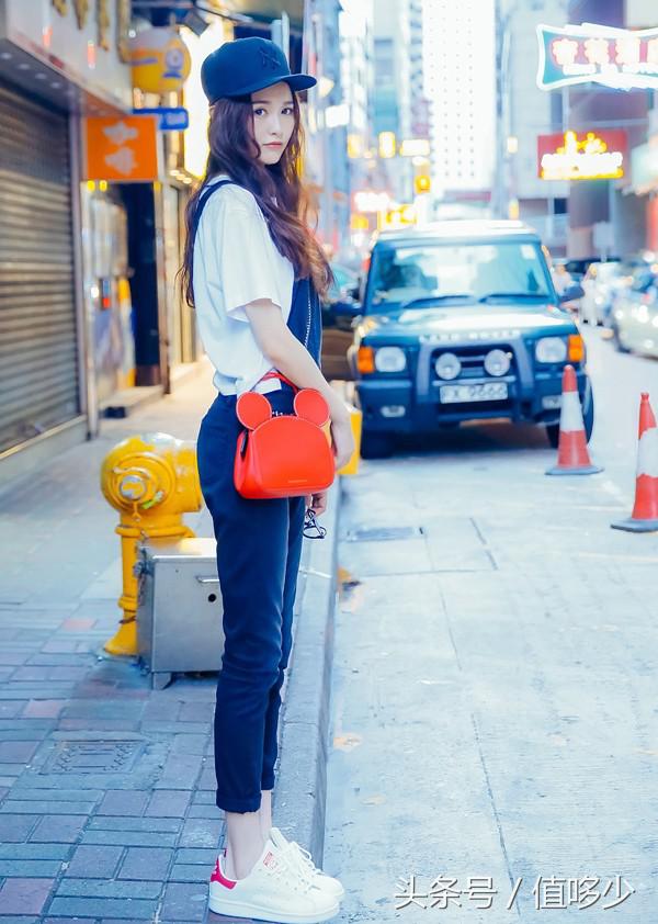 Coach，你努力追求18岁少女的样子真好看！