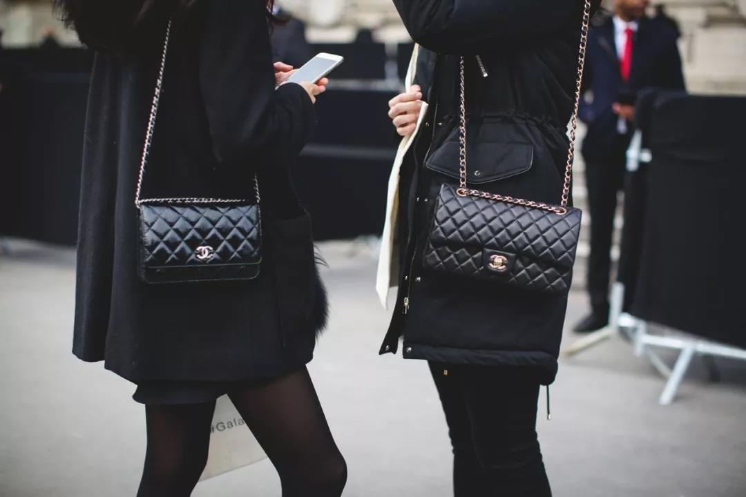 除了房价还有什么东西比较真实,chanel包包均价