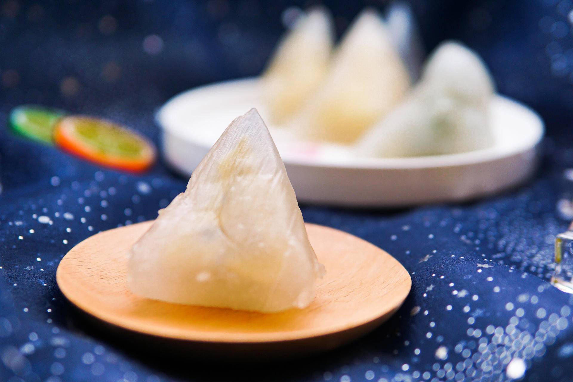 每年都要去星星家买的奶冰粽子，现在可以组团儿去排队了！