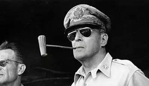 历史上名人使用的烟斗,名人烟斗和皓顿哪个好