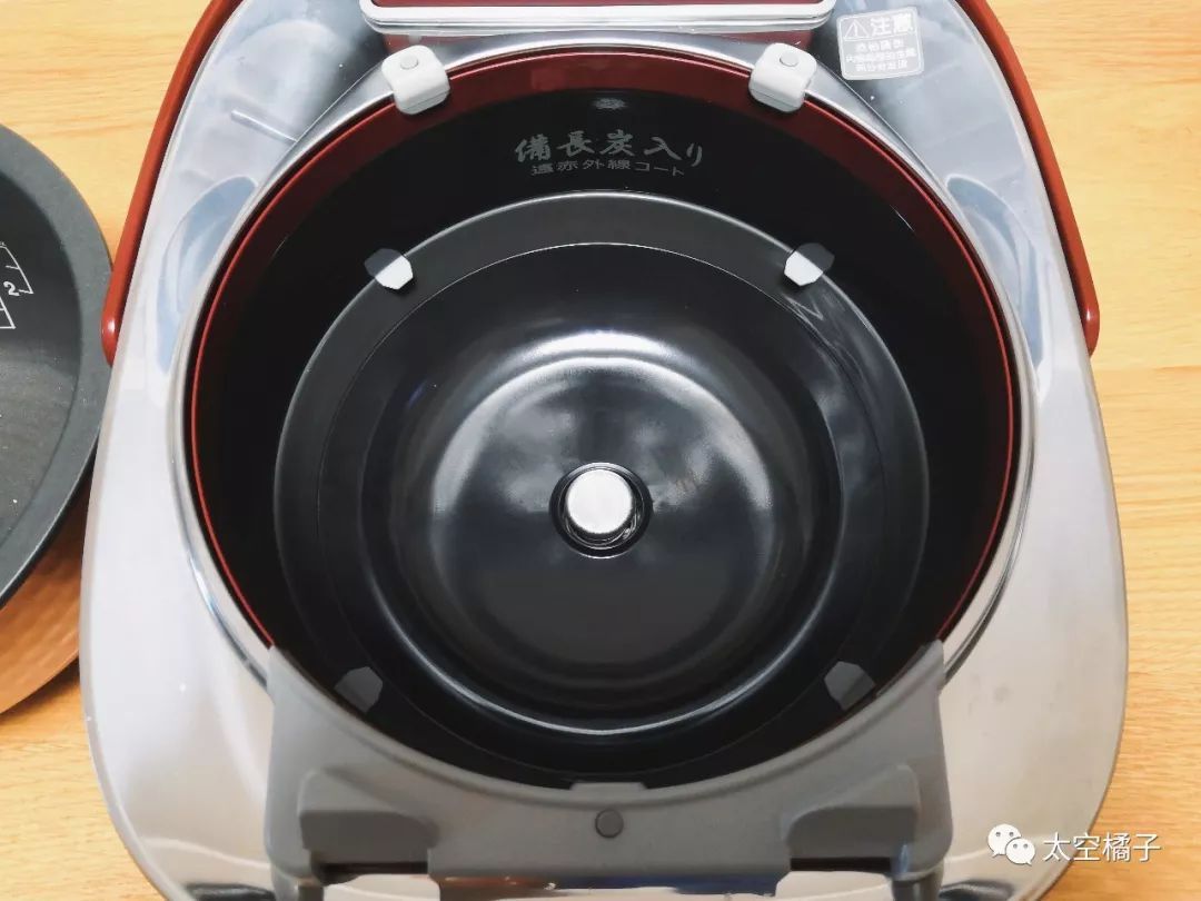 东芝抽真空电饭煲,东芝rc-cs10m电饭煲测评