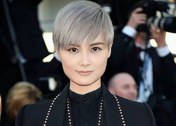 d型太阳镜适合什么脸型,夏天最新款太阳镜