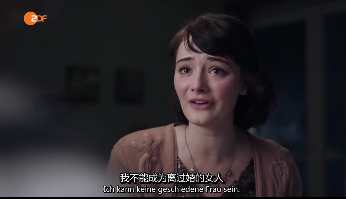 退学、强奸、自杀、恋爱、未婚生子……她遭遇了种种不幸