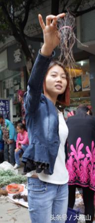 6月18日德昌端午节火爆场面将至，众多中草药先让你辨认，药膳宴等你品尝