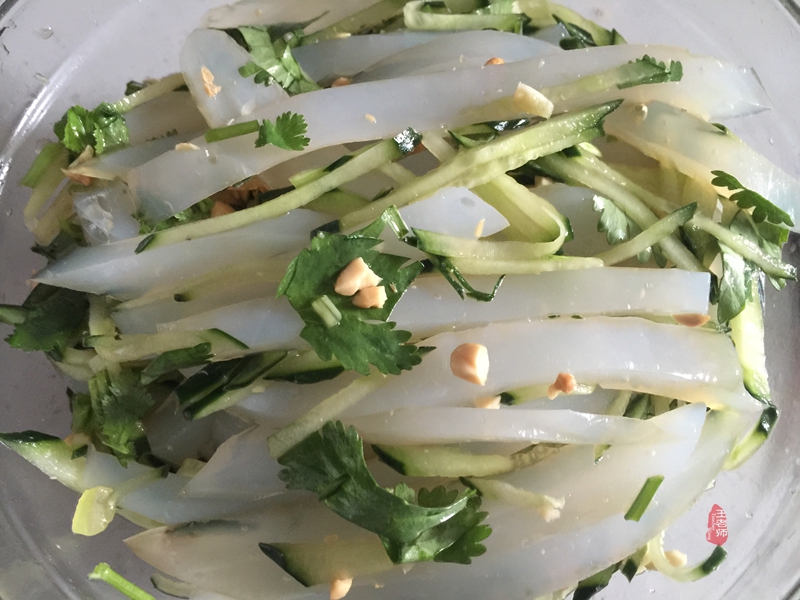 自制豌豆凉粉制作方法全过程,干豌豆凉粉的制作方法和配方