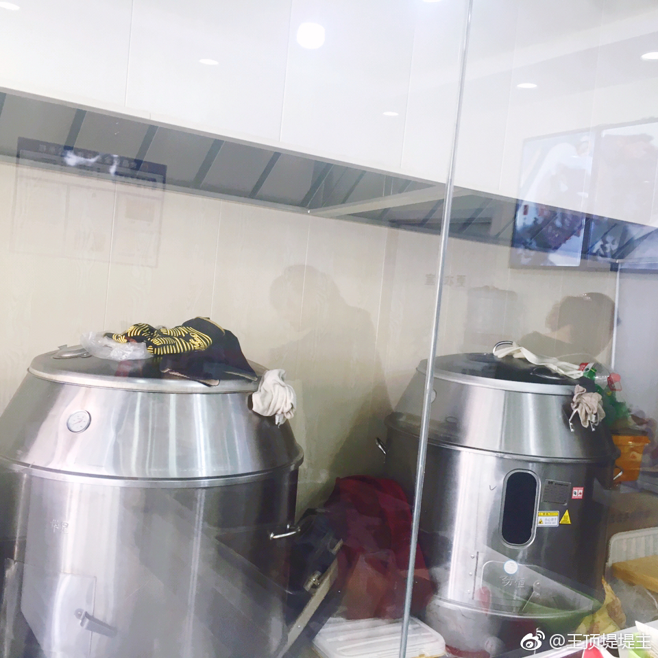 现烤的牛肉干真好吃,现烤牛肉干口味齐全