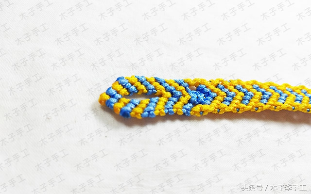 小爱心手链编织视频,女生红绳手链编辑教程