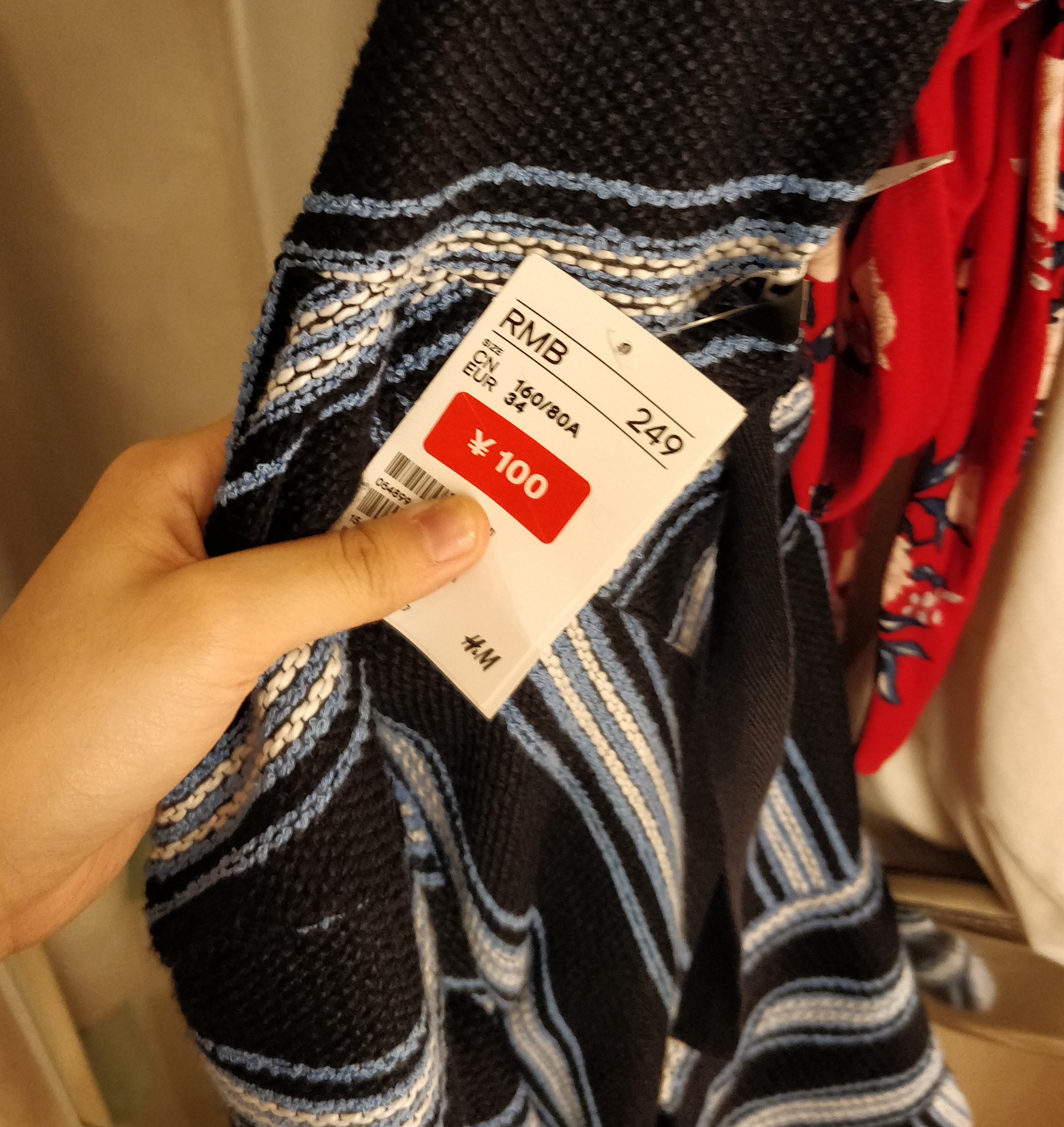 今年hm的碎花连衣裙,hm连衣裙2020夏