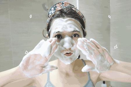 洗面奶排行榜第一名美白旗舰店,药妆洗面奶敏感肌干皮推荐