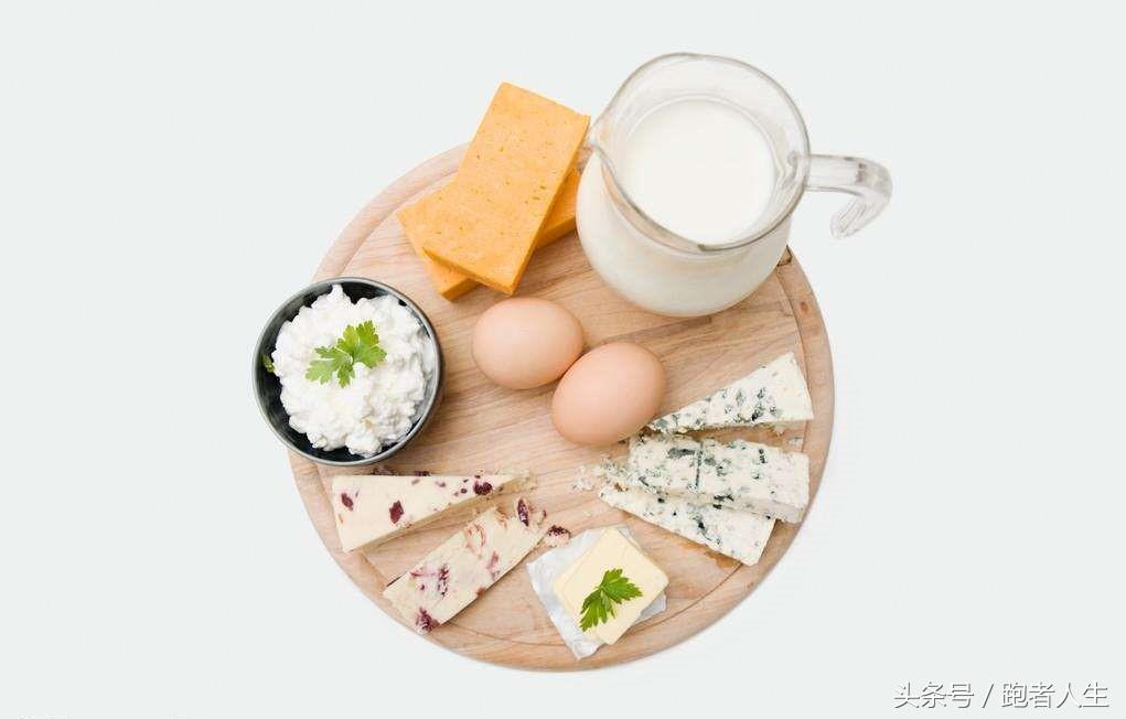 增肌应该吃乳清蛋白还是增肌粉,增肌该吃多还是吃少