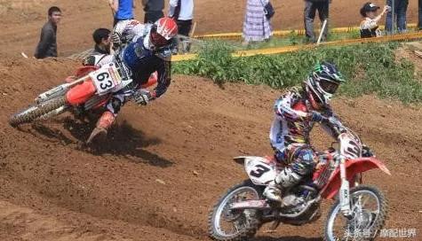 关于摩托车减震,摩托车减震太硬与太软各自优缺点