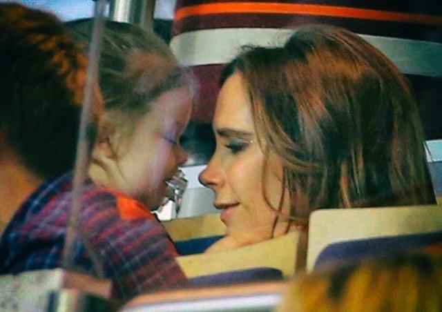 贝克汉姆年轻时和贝嫂,贝克汉姆小七和贝嫂