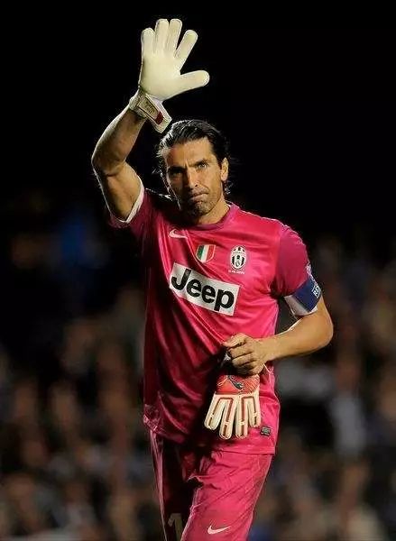 布冯加盟尤文19周年,布冯告别尤文最后一战现场解说