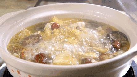 正宗佛跳墙鱼翅捞饭,佛跳墙鱼翅捞饭视频