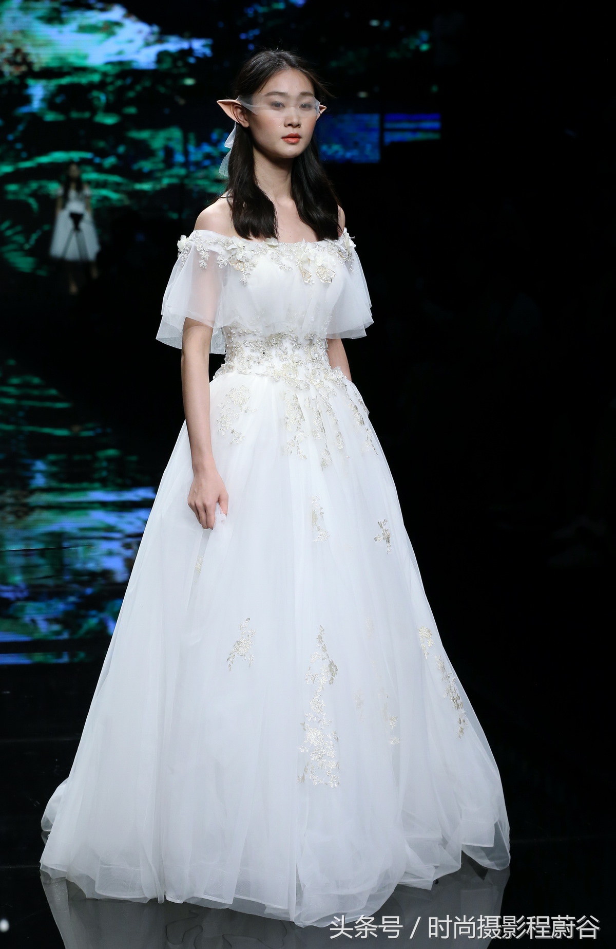 2021aw杭州国际时装周,2018aw上海时装周mode展